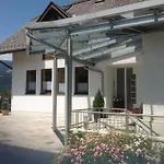 Kapp Apartman *